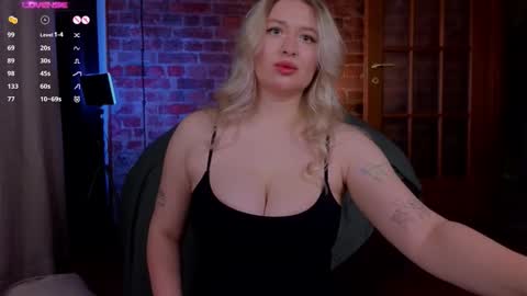 soulmeinme online show from November 18, 2025, 8:13 pm