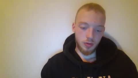 soumi854640 online show from November 5, 2025, 8:31 pm