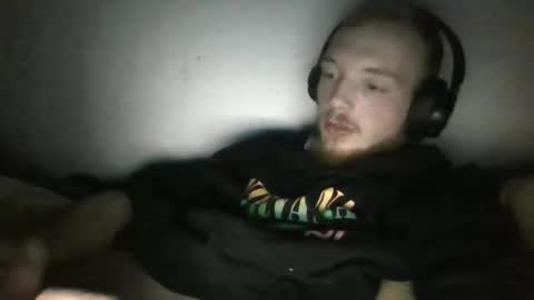 soumi854640 online show from December 1, 2025, 9:09 pm