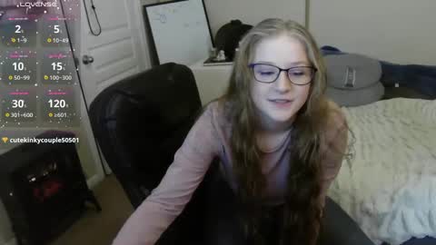 Snapshot of southerbunny chatting on December 14, 2024, 12:12 pm Bunnydathug online show from December 14, 2024, 12:12 pm