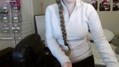 Snapshot of southerbunny chatting on January 2, 2025, 1:38 am Bunnydathug online show from January 2, 2025, 1:38 am