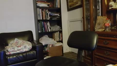 Southernblueyes online show from June 22, 2026, 12:13 am