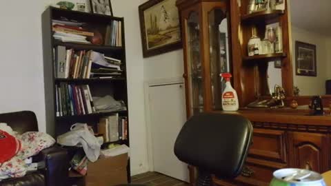 Southernblueyes online show from July 14, 2026, 12:46 am