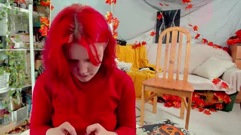 Snapshot of sova_energy chatting on October 8, 2025, 8:45 am Leah online show from October 8, 2025, 8:45 am