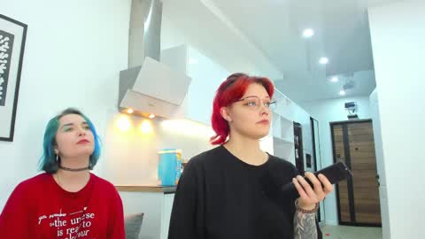 Leah online show from May 3, 2026, 10:27 pm