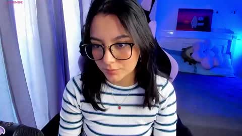 Snapshot of soy___lili chatting on January 18, 2025, 7:15 pm Lili online show from January 18, 2025, 7:15 pm