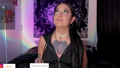 LUISA  online show from February 11, 2025, 9:46 pm
