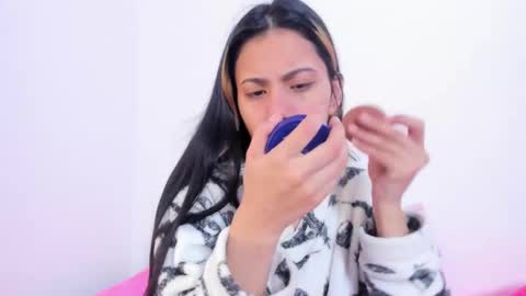 soy_mabby online show from January 13, 2025, 11:41 am