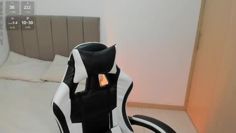 Snapshot of soyamandaa chatting on March 5, 2026, 10:17 pm Instagram Soyamandaa 1 online show from March 5, 2026, 10:17 pm