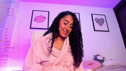 Snapshot of soyjuliana19 chatting on February 4, 2025, 3:36 pm Juliana online show from February 4, 2025, 3:36 pm