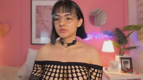 Aleja online show from October 8, 2025, 5:38 am