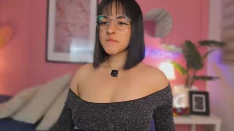 Aleja online show from December 2, 2025, 5:35 am