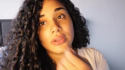 Snapshot of soytropicalfruit chatting on July 5, 2026, 9:44 pm You want to talk to me more personal follow me in My Channel VIP 50 the discount online show from July 5, 2026, 9:44 pm