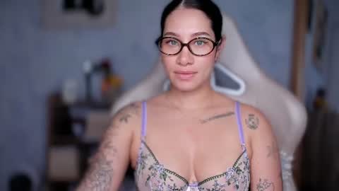 brisa  s online show from June 21, 2026, 4:53 pm