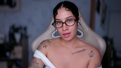 brisa  s online show from June 24, 2026, 3:38 am