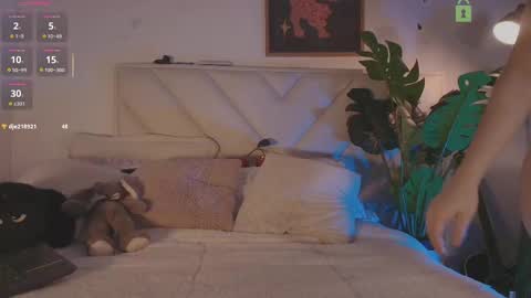 Snapshot of space_sexjs chatting on September 30, 2025, 12:26 am ali online show from September 30, 2025, 12:26 am