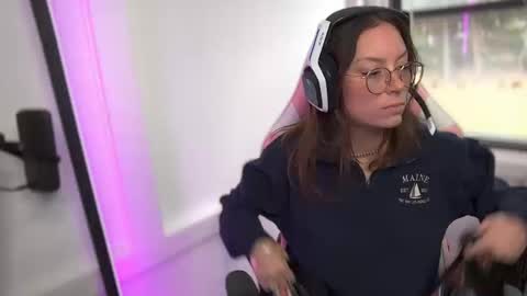 Snapshot of spacecowwhore chatting on October 12, 2025, 5:01 pm Spacecow Whore online show from October 12, 2025, 5:01 pm