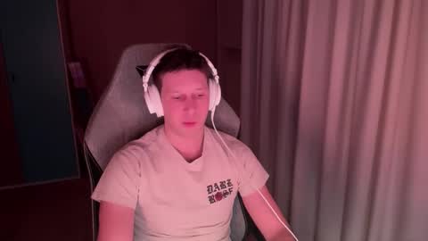 Snapshot of spaduzz chatting on February 3, 2026, 6:46 pm spaduzz online show from February 3, 2026, 6:46 pm