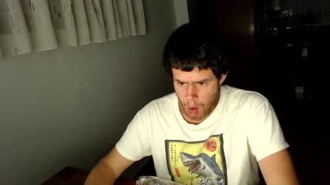 spanish online show from February 9, 2025, 7:09 pm