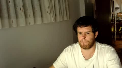 spanish online show from February 19, 2025, 9:25 pm