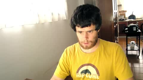 spanish online show from March 3, 2025, 12:05 pm