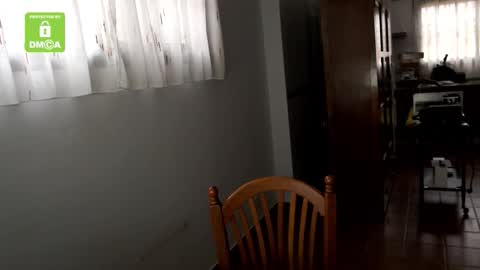 spanish online show from October 7, 2025, 5:43 pm