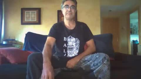 spanishshow online show from October 22, 2025, 4:07 pm