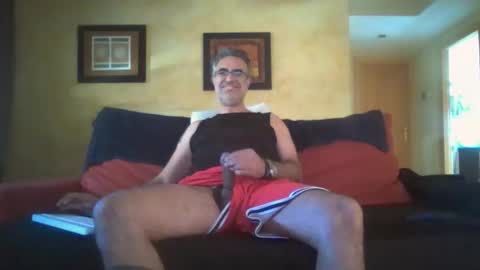 Snapshot of spanishshow chatting on April 25, 2026, 3:31 pm spanishshow online show from April 25, 2026, 3:31 pm