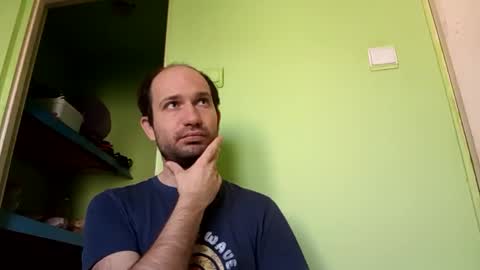 Snaiky online show from February 12, 2026, 1:39 pm