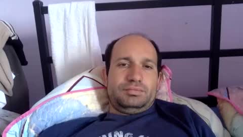 Snaiky online show from May 3, 2026, 10:32 am