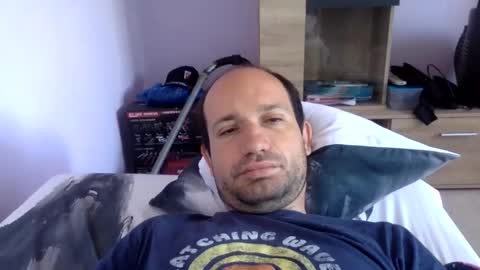 Snaiky online show from May 4, 2026, 8:43 am
