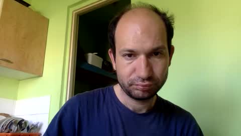 Snaiky online show from May 6, 2026, 9:14 am