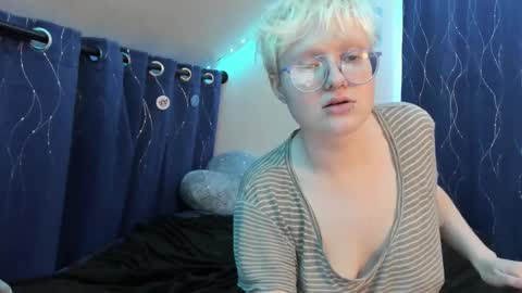 Atticus Pendragon online show from December 5, 2025, 5:53 pm