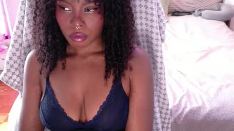 Snapshot of sparklingsoleil chatting on February 20, 2026, 2:50 pm Soleil online show from February 20, 2026, 2:50 pm