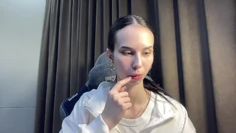 Christina online show from March 28, 2026, 9:47 pm