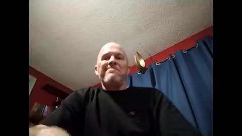 Snapshot of sparkybull135 chatting on January 11, 2026, 2:05 am sparkybull135 online show from January 11, 2026, 2:05 am