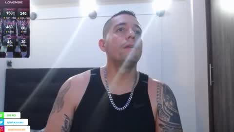 Snapshot of spartacus_cam chatting on December 10, 2024, 8:40 am online show from December 10, 2024, 8:40 am