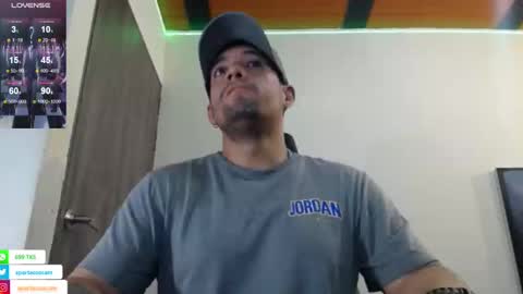 Snapshot of spartacus_cam chatting on January 30, 2025, 5:41 am online show from January 30, 2025, 5:41 am