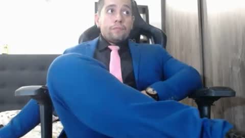     online show from June 26, 2026, 5:34 am