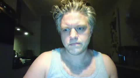 Snapshot of spectacularguy chatting on February 15, 2026, 1:02 am DutchDude online show from February 15, 2026, 1:02 am