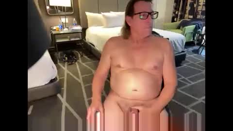 Snapshot of spencer45t chatting on December 11, 2024, 9:45 pm Spencer45t online show from December 11, 2024, 9:45 pm