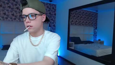 spencerm_ online show from October 20, 2025, 7:47 pm