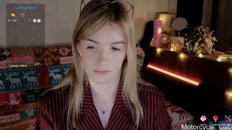 your sweet Jessy online show from January 18, 2025, 6:53 pm