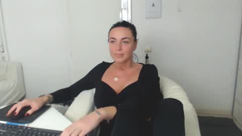 Carla online show from January 29, 2025, 8:56 pm