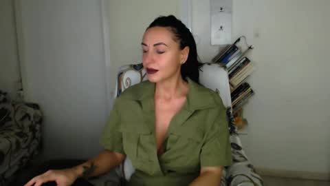 Carla online show from September 14, 2025, 3:11 pm