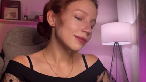 Snapshot of spicy___caramel chatting on September 28, 2025, 4:56 pm spicy___caramel online show from September 28, 2025, 4:56 pm