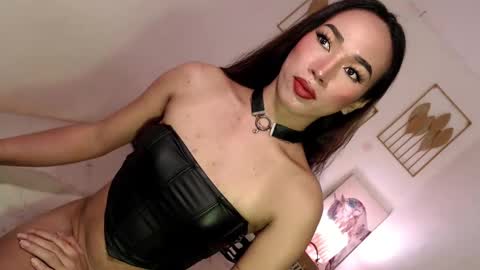 Alora online show from February 13, 2025, 12:46 am