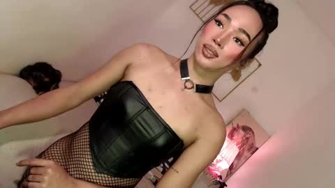 Alora online show from February 16, 2025, 3:47 am