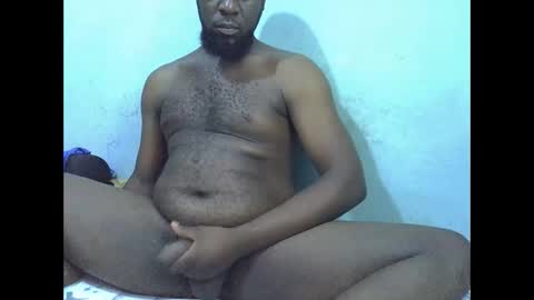 spicy_paul online show from October 3, 2025, 5:37 am