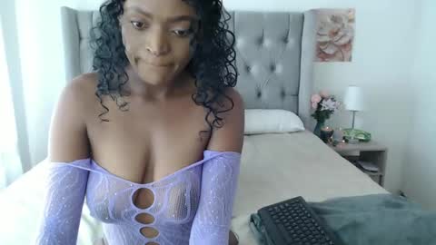 Snapshot of spicyangie chatting on December 21, 2024, 4:52 am Im Angela online show from December 21, 2024, 4:52 am